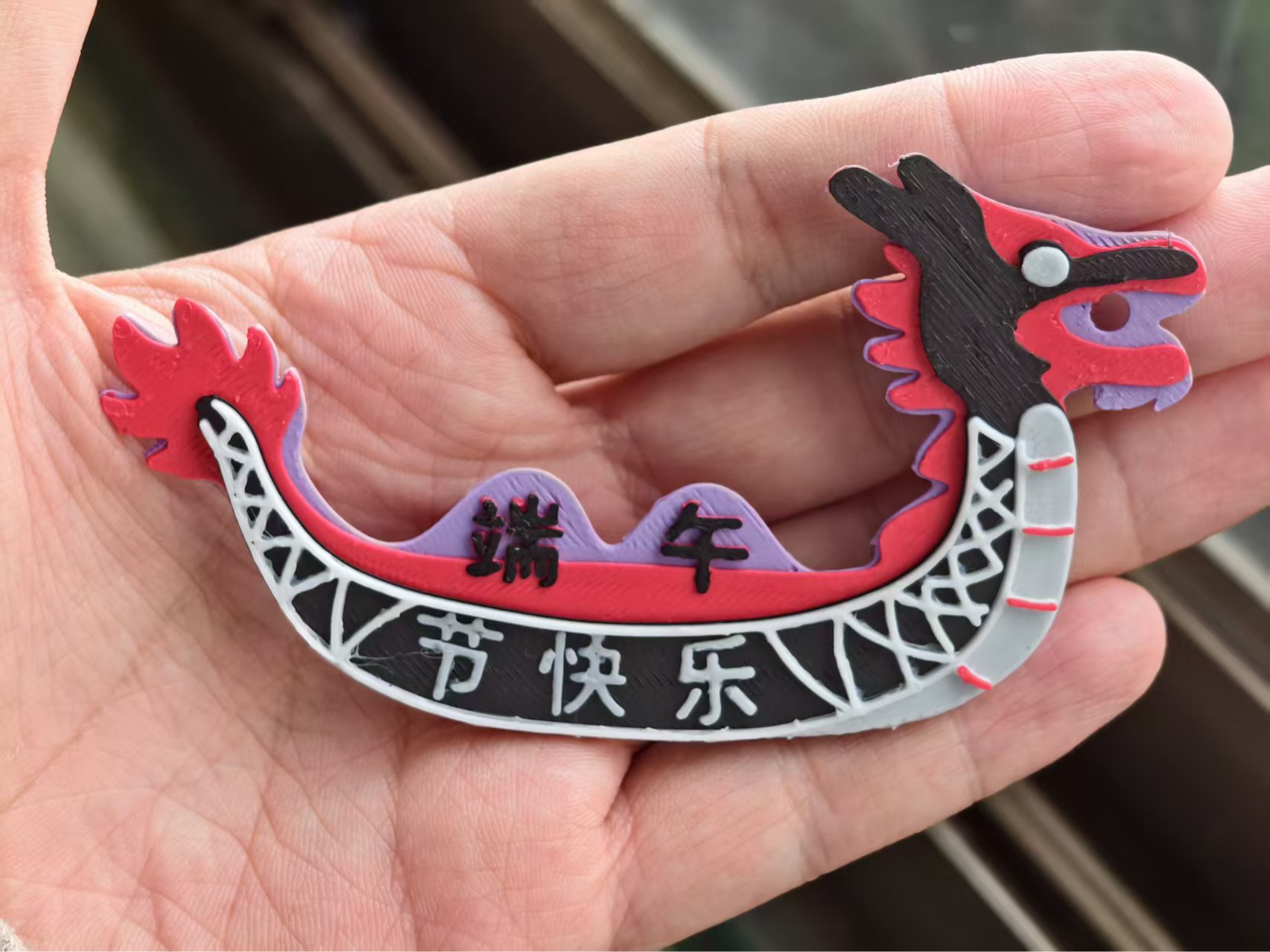 -Happy days with Dragon- アートボード 外で寝る』 紙にアクリルガッシュ オフレコさんでの展示作品