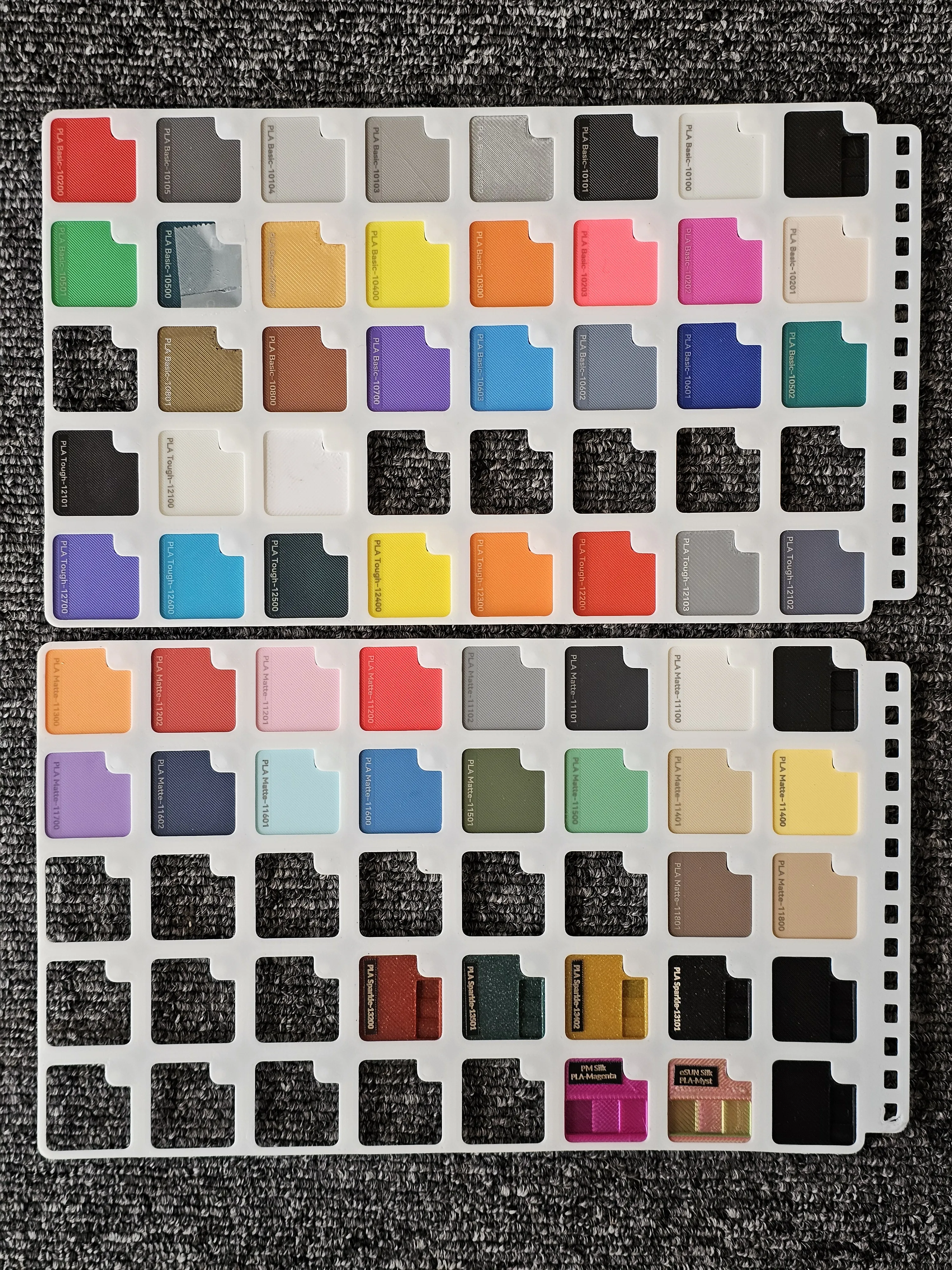 Plantilla de Grabado Láser para Muestras de Filamento Bambu por Solitaire  MakerWorld: Descarga Modelos 3D Gratuitos, image size:3000x4000