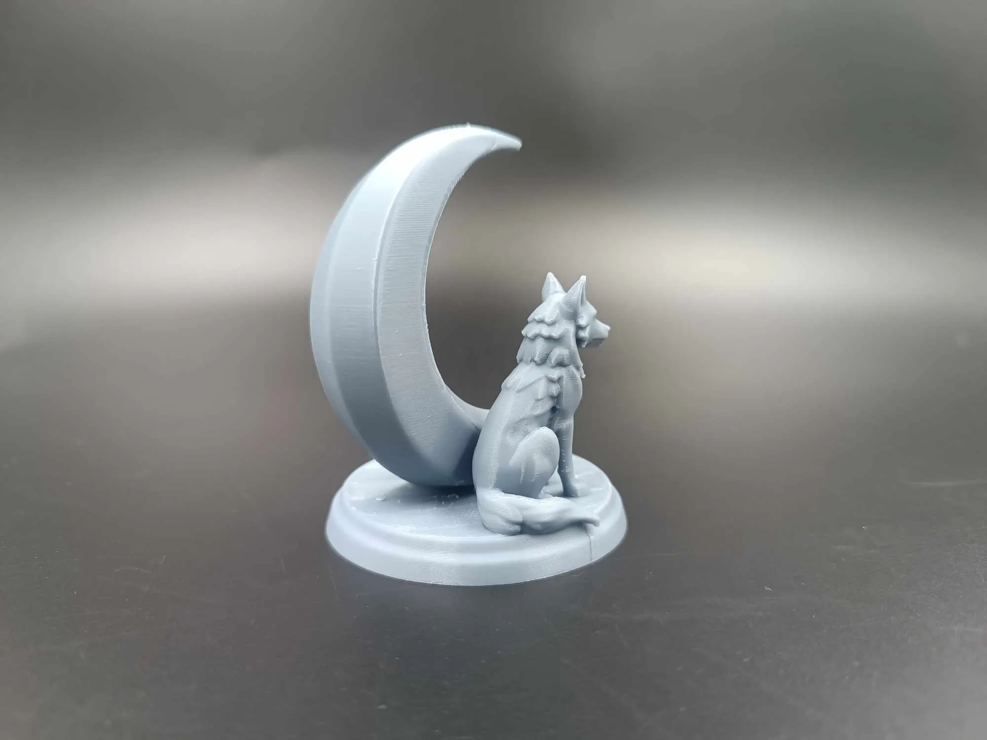 Wolf and Moon Sculpture by drakeforge3d MakerWorld: Download Free 3D Models