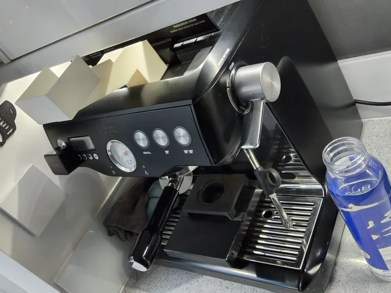Sage (Breville) dual boiler under cupboard funnel