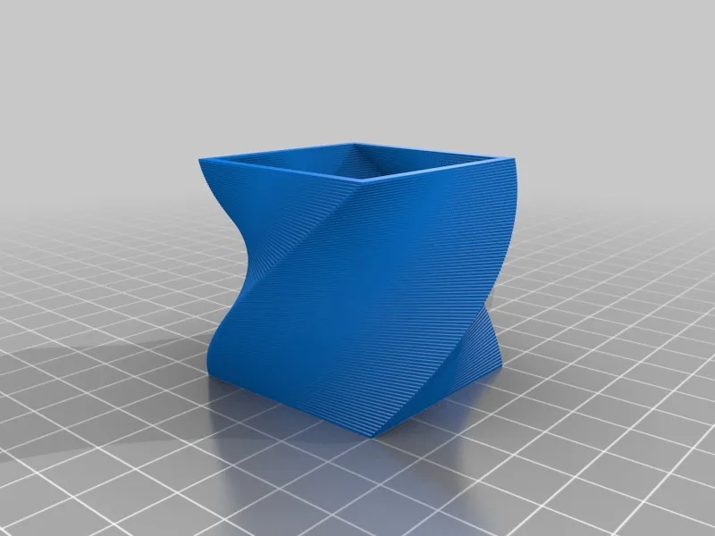 Customized Square Vase Generator