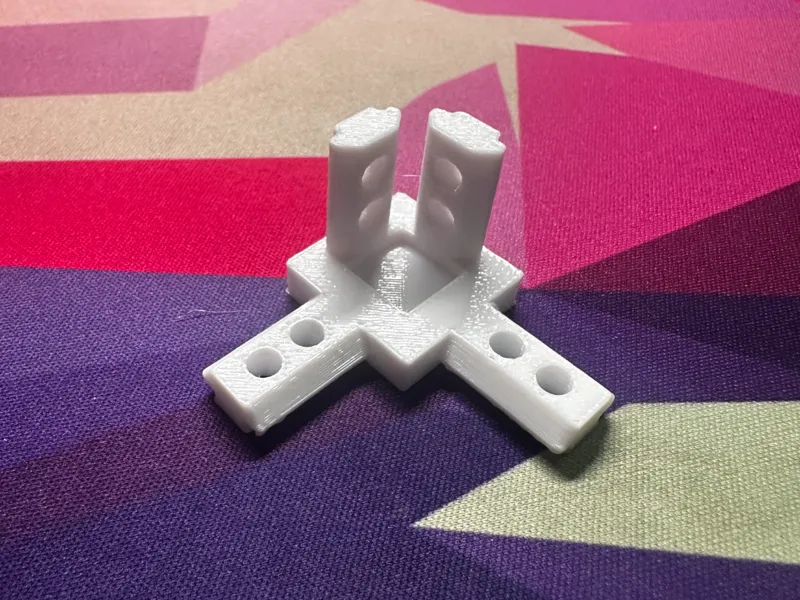欧标20铝材三角连接件