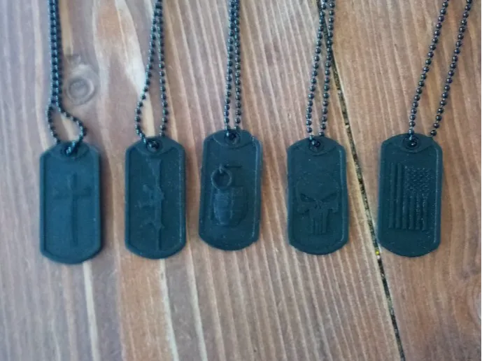 dawg tag necklace's