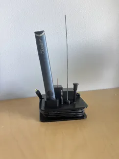 3Doodler Holder (Wraps Cord)