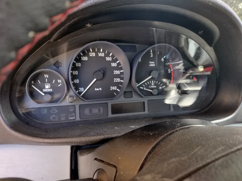 BMW E46 Cluster Tunels