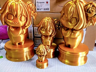 Golden oversized doro 30cm height
