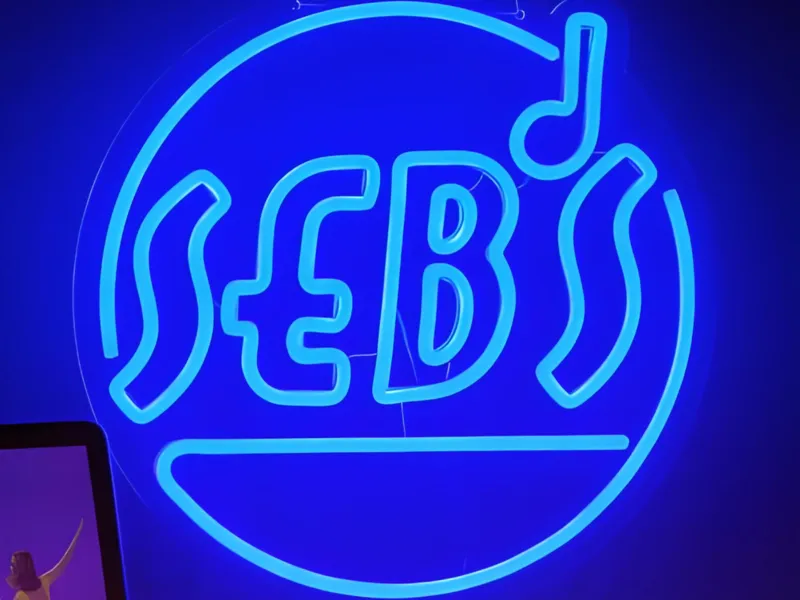 爱乐之城，seb‘s 酒馆