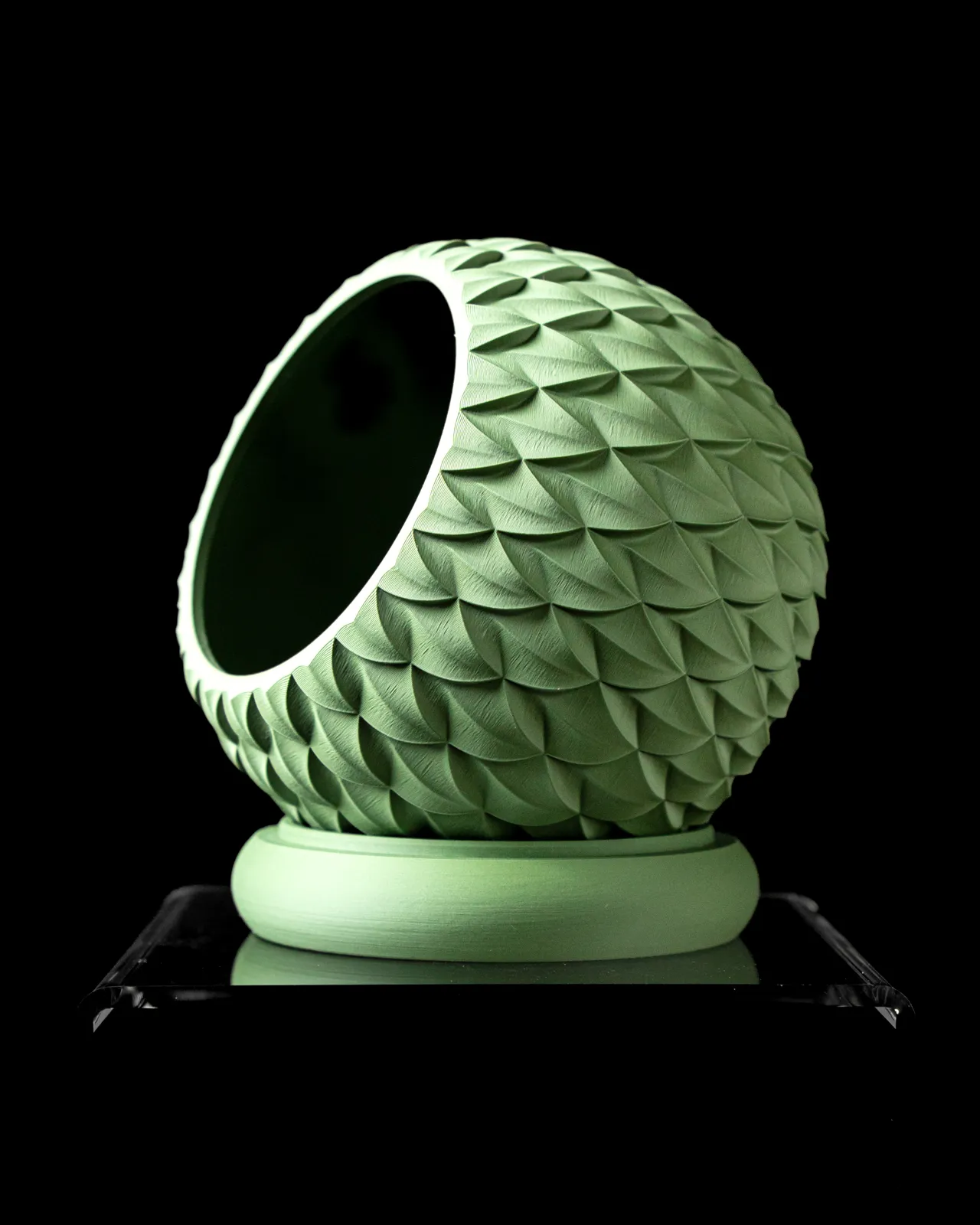Scale Planter Pot by MODERN MACHINE view 4