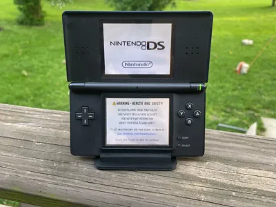 DS stand