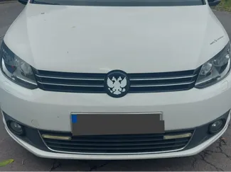 VW Touran Frontgrill Emblem –mit Russland-Wappen