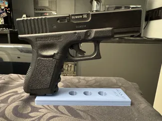 Glock 19 Airsoft gun 4,5mm BB Stand Holder