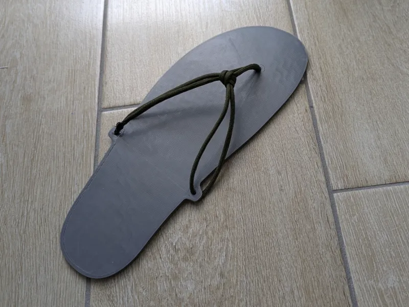 Ultralight sandals for backpacking