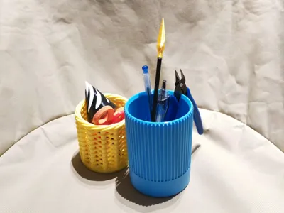 Minimalist Pen Holder