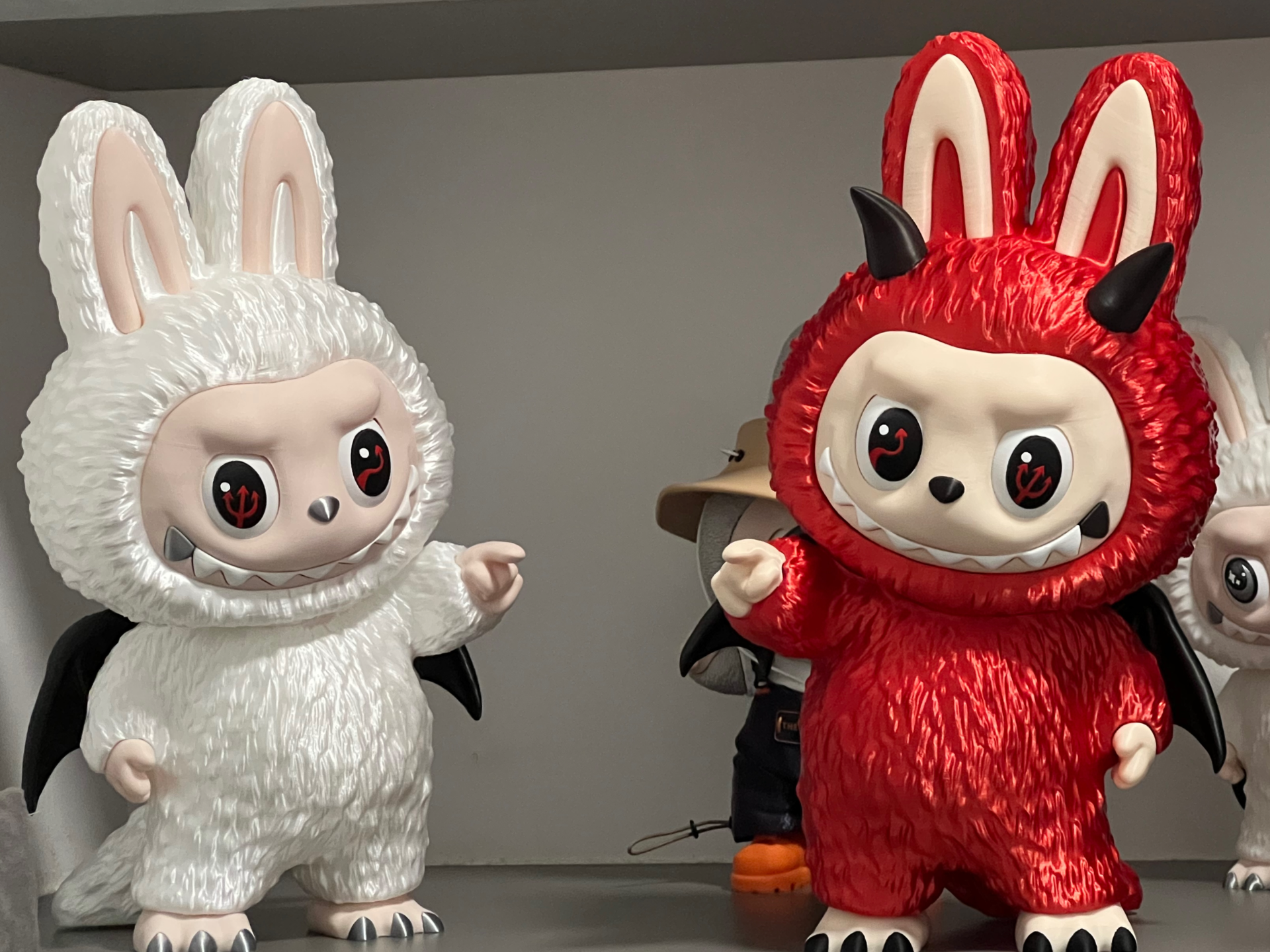 Big Demon-Labubu (üç form göz kürelerini, hareketli kanatları döndürebilir) süper büyük bebek serisi çift sürüm 38cm-28cm