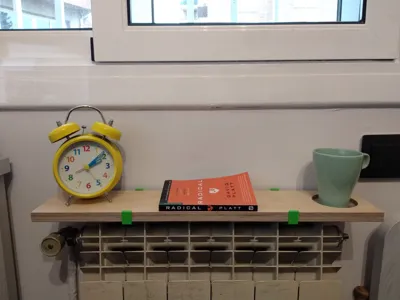 Wood support for radiator