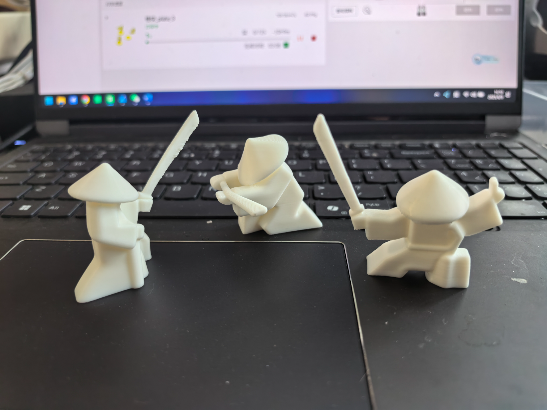 持刀武士
