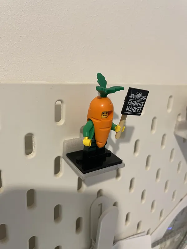 CMF minifigure display for IKEA SKADIS