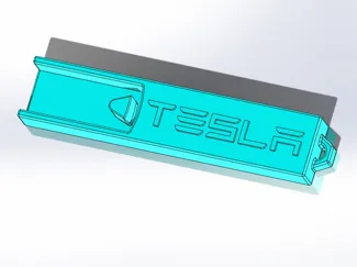 Tesla Model 3 Highland USB stick extractor