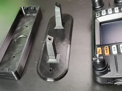 Yaesu 300dr radio mount