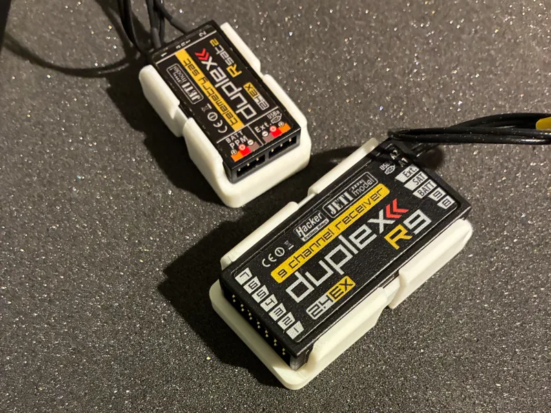 Parametric receiver mount