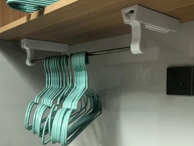 A clothes rack storage method based on a horizontal rod slide rail