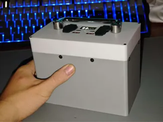 亿纬C40移动电源12V磷酸铁锂备用应急启动电源80AH电池包摆摊PD100W电焊机充电宝航模钓鱼