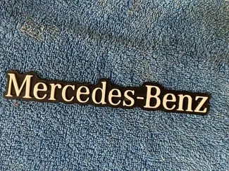 mercedes-benz logo