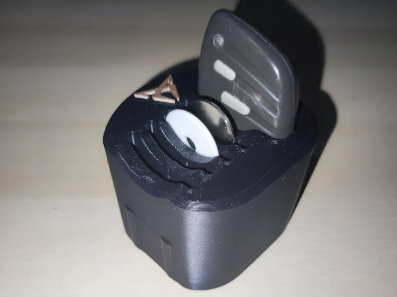 Cupra cup holder organizer