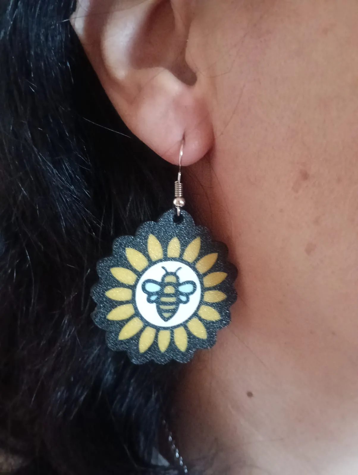Earrings BEE view 2