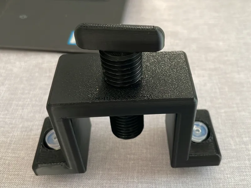 LPG Nozzle Support Clamp – Hands-Free Refueling