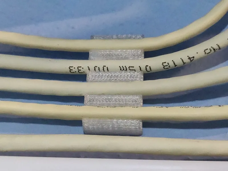 Soporte para cable de red UTP