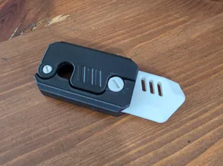 gravity knife