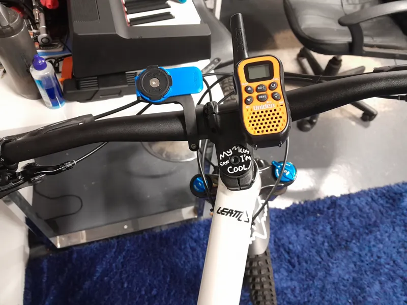 Uniden Kids radio (UHF-45) handlebar mount.