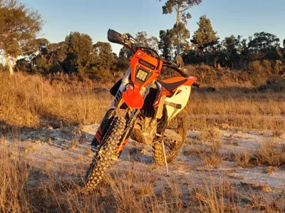 KTM 7500 Lumen High-Low Headlight.