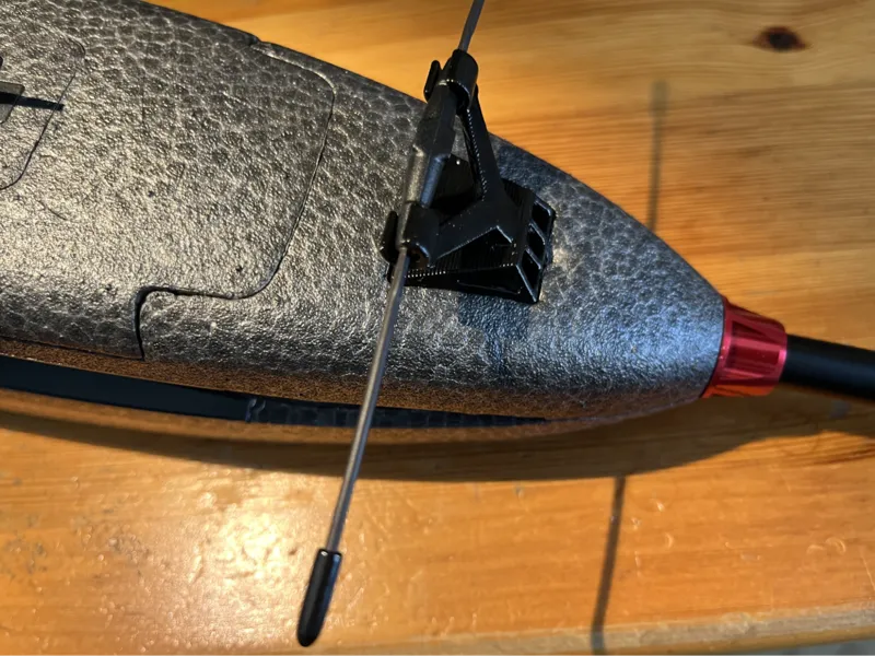 Heewing T1 rear hatch wImmortal T antenna holder