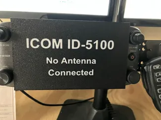 Icom 5100 Screen Saver and antenna reminder