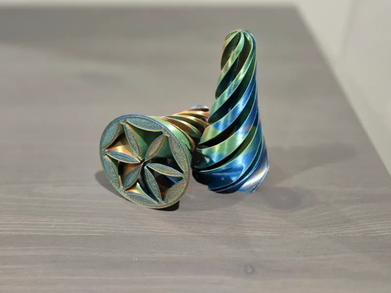 Passthrough Screw (Flower of life)