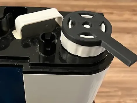 Humidifier filter wrench
