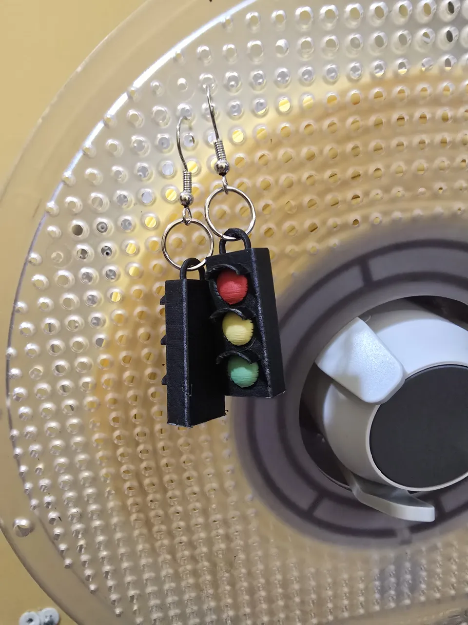 3D stoplight earrings/keychain view 2