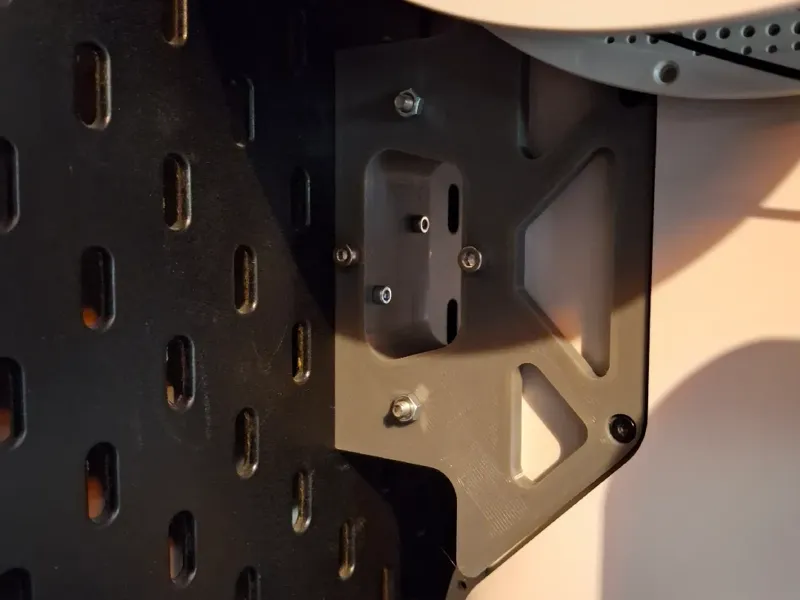AMS Lite Skadis Mount