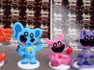 the smiling critters