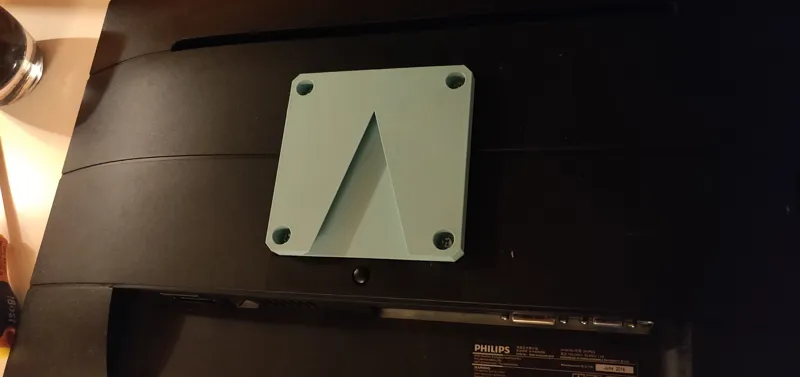 VESA 100 Monitor wall mount