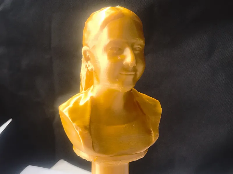 Woman Statue 2