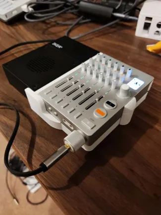 Teenage Engineering TX-6 + Ikea Frekvens Frame