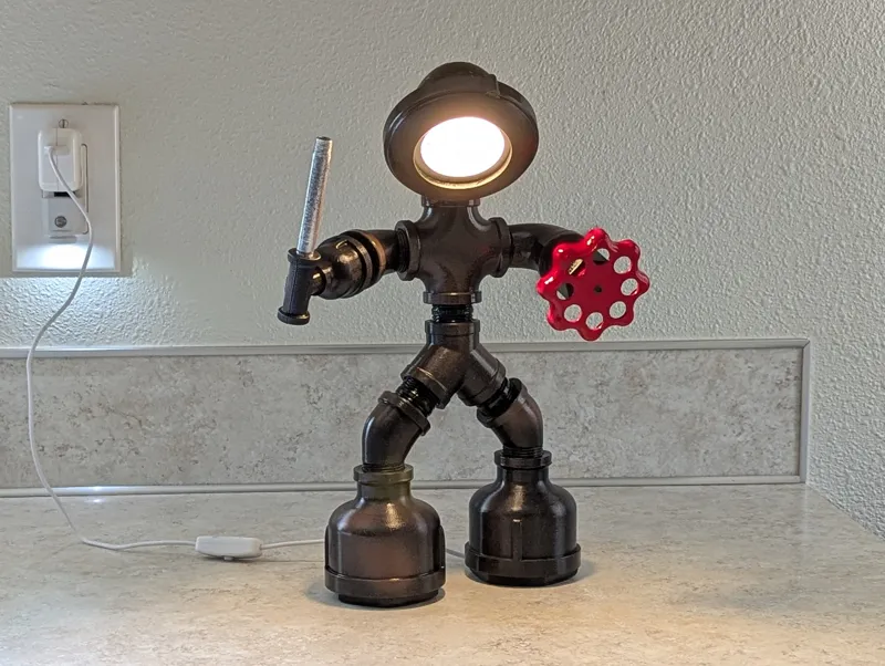 PipeKnight, A 3D printed robot pipe lamp