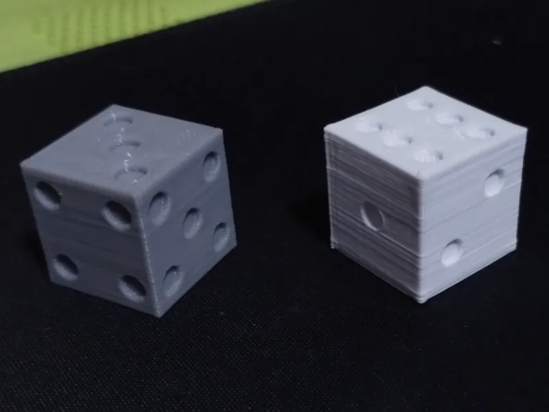 cubito dado "test" (dice en ingles)