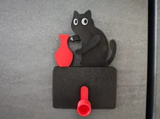 偷感猫猫推花瓶