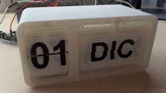Calendario stile flip clock automatico arduino