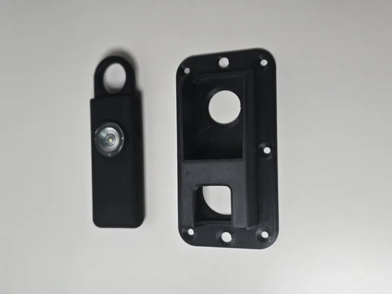 Mobile Alarm bracket for pocket alarm