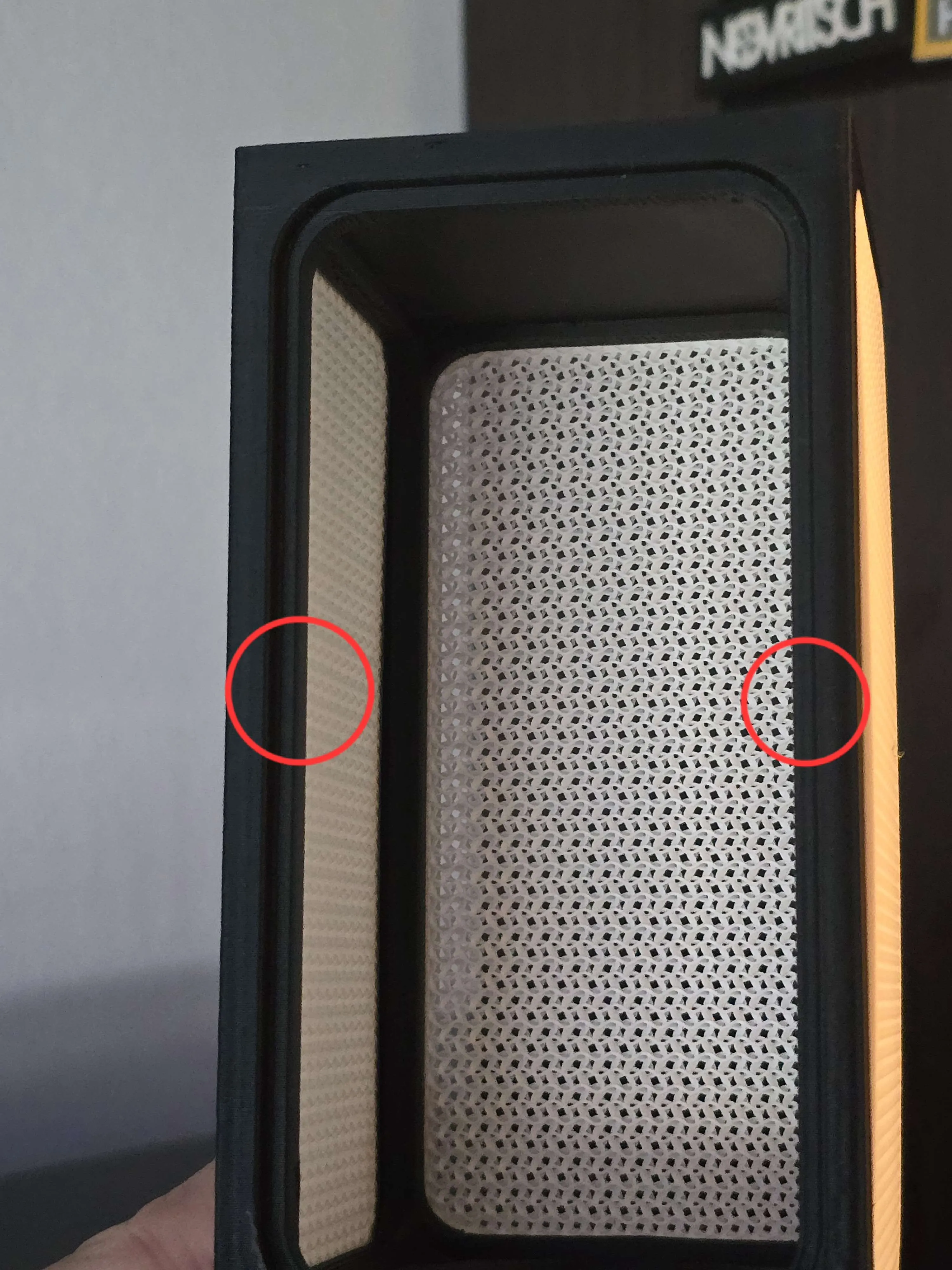 Place to put quick glue.
